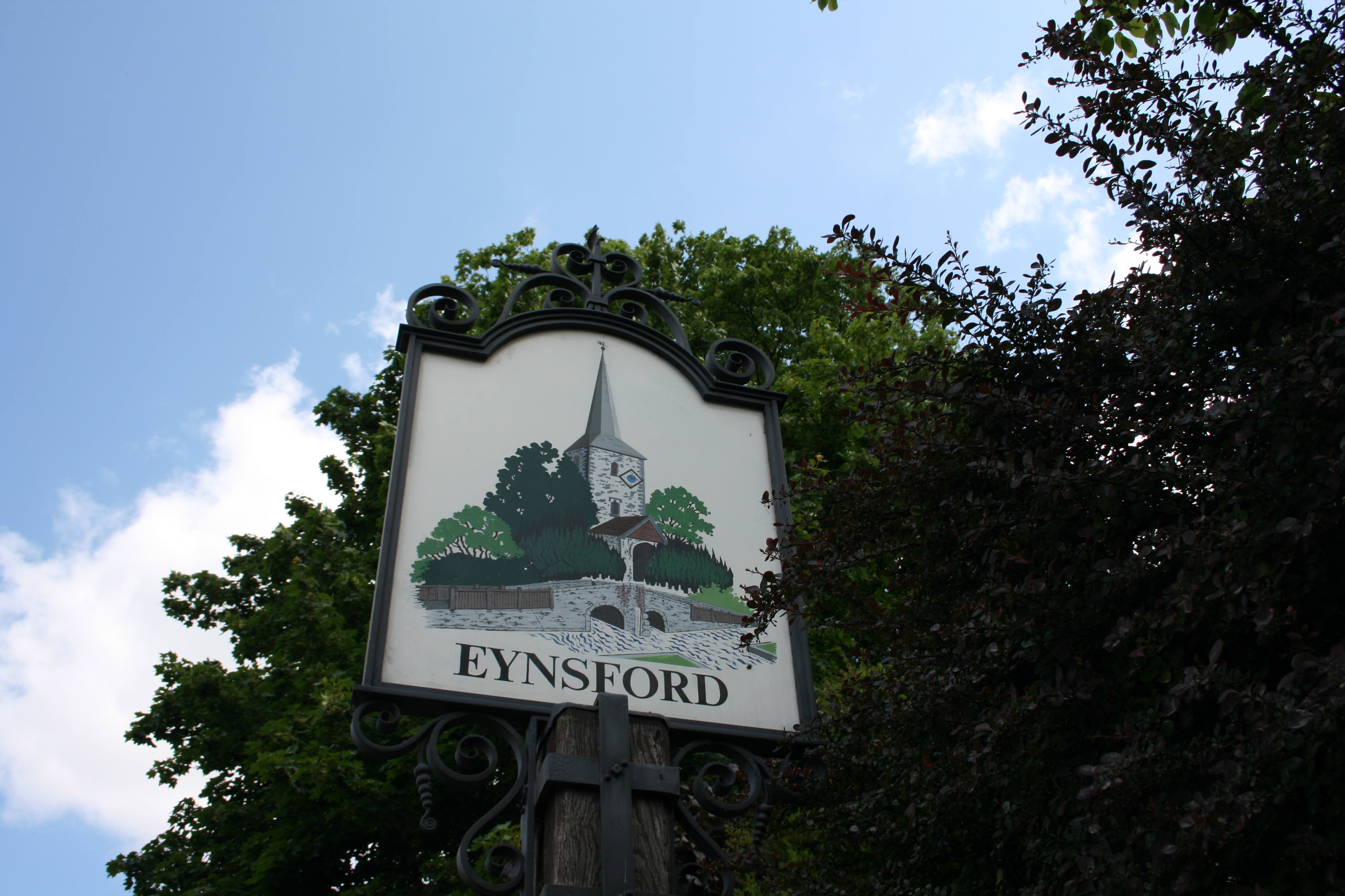 Eynsford village sign